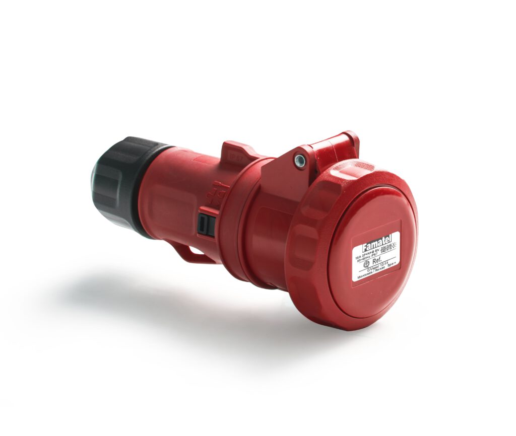 TOMACORRIENTE INDUSTRIAL AEREO 3P+T 63A 440V 6H IP67 24304  COD: FA24304