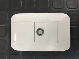 TOMA COAXIAL SIMPLE (TV). PLATA. PLA35475. VETO  COD: VET21175