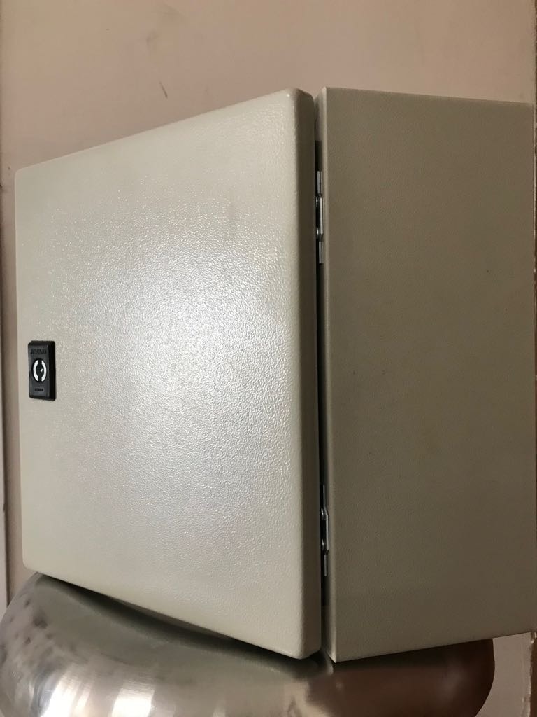 [I35200] GABINETE METALICO PARA USO INTERIOR 40X40X20 CM  COD: I35200